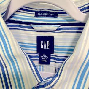 GAP gently worn, Like New Oxford Shirt